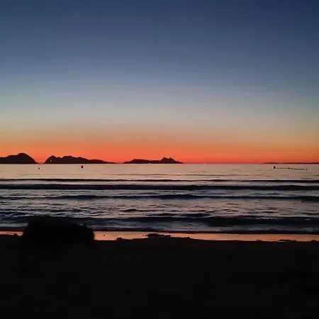 Casa En La Playa De Patos Hébergement de vacances Nigrán